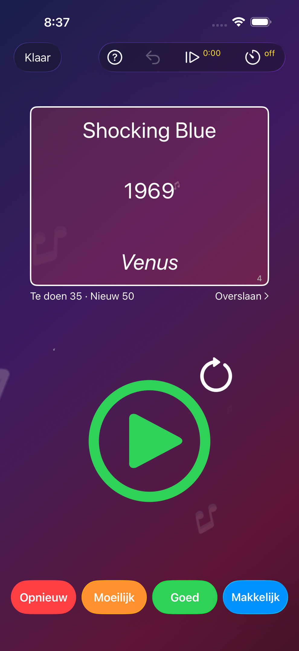 Beatster Trainen met een nummerkaart en de knoppen Opnieuw, Moeilijk, Goed en Makkelijk